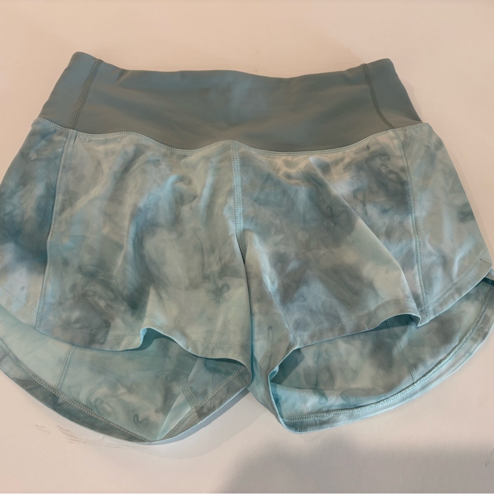 NWOT Lululemon 4” Speed up Size 2 Blue Tie-Dye Athletic Shorts